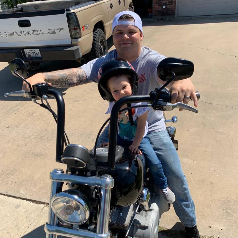 Meet your Posher, Zachary